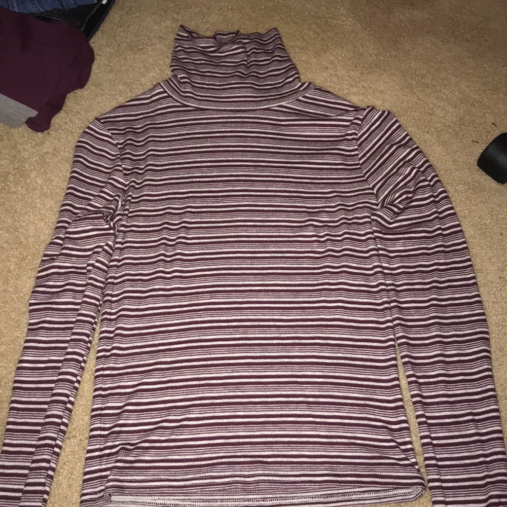 Aeropostale turtleneck shirt